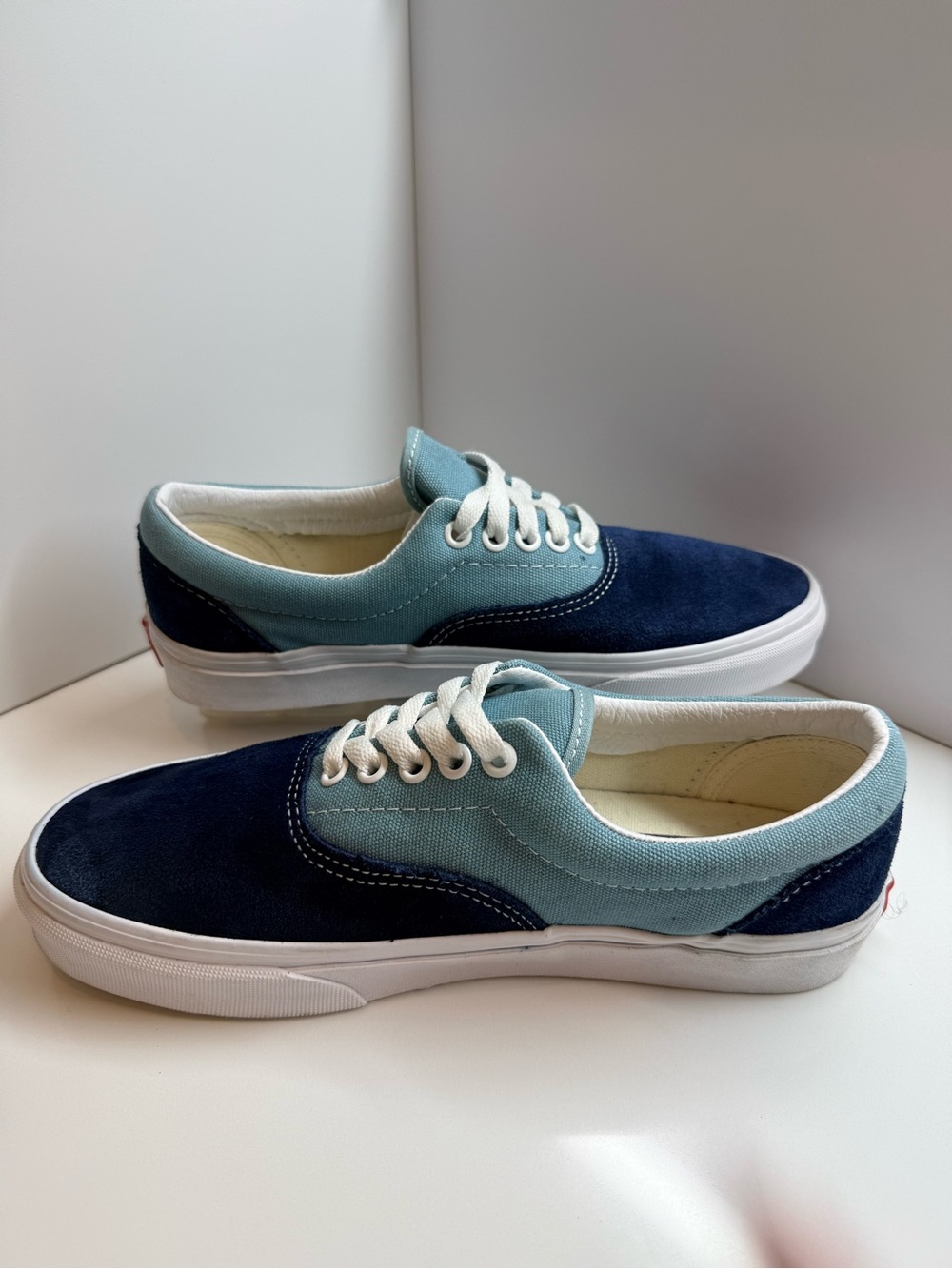 Vans Era Low Top Two-Tone Blue Suede & Canvas Skate Shoes Sneakers M6.5W8